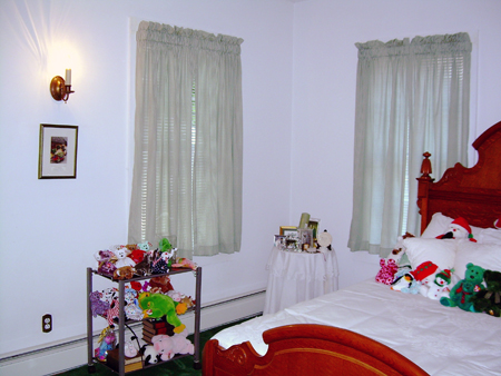 Click for next photo