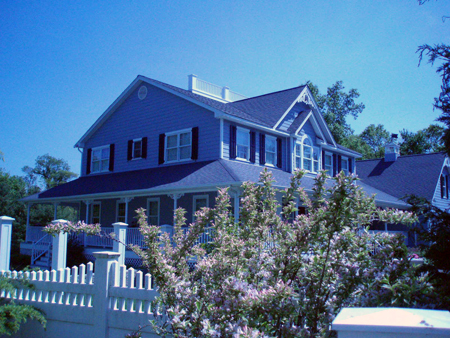 Click for next photo