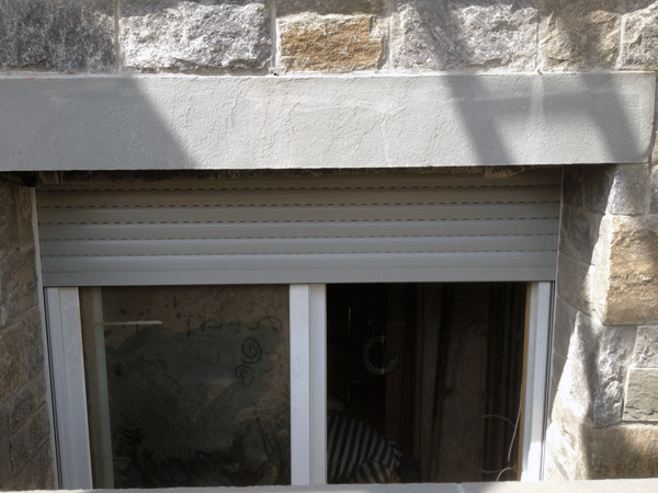 Click for next photo