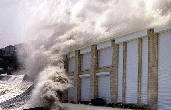 Click for next photo