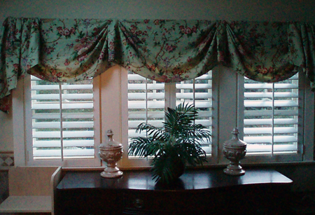 Click for next photo