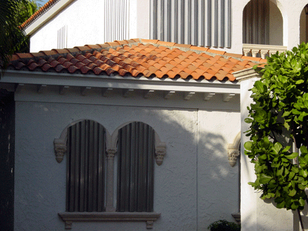 Click for next photo