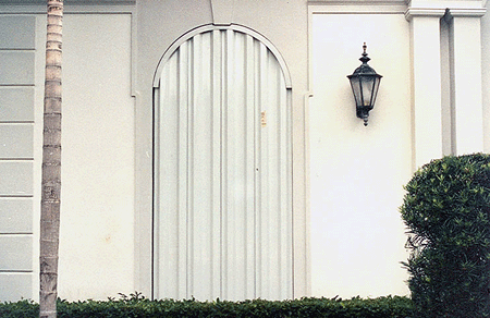 Click for next photo